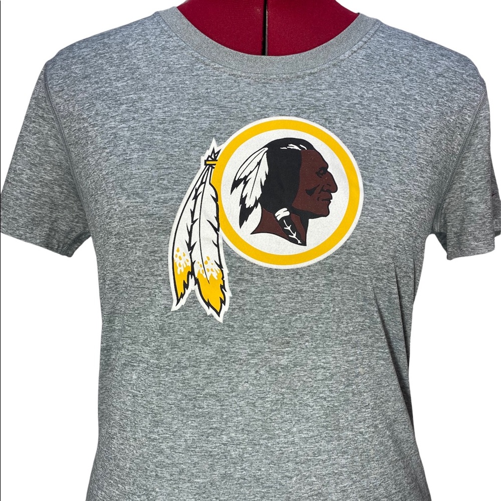 Nike Redskins Logo Dri-Fit Grey Tee Shirt Top Medium